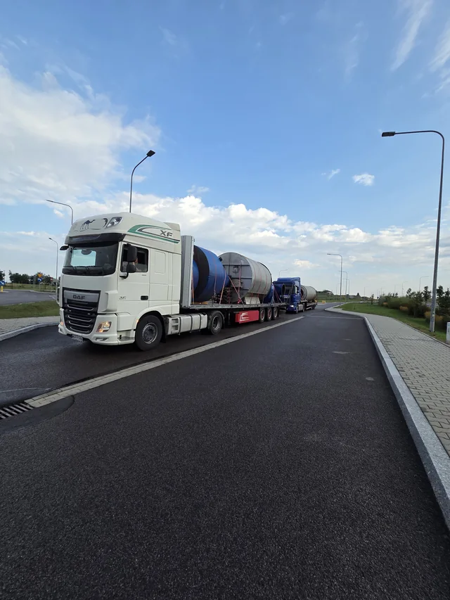 Realizacja 6 — transport samochodem ciężarowym